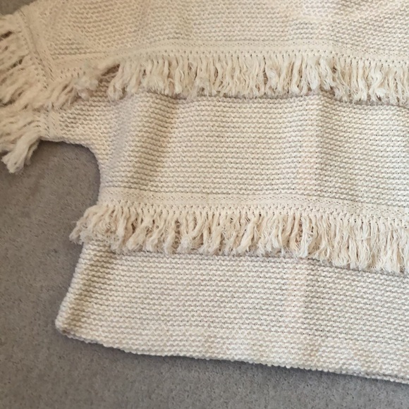 Forever 21 knit top! - Picture 5 of 6